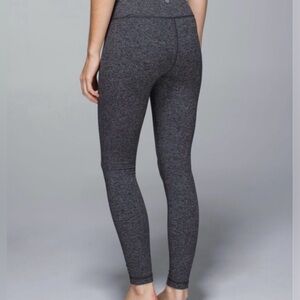 Lululemon black/grey herringbone leggings size 6